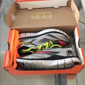 Nike silver sneakers
